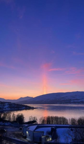 Lukseriøs og lys leilighet med nydelig utsikt Tromsø
